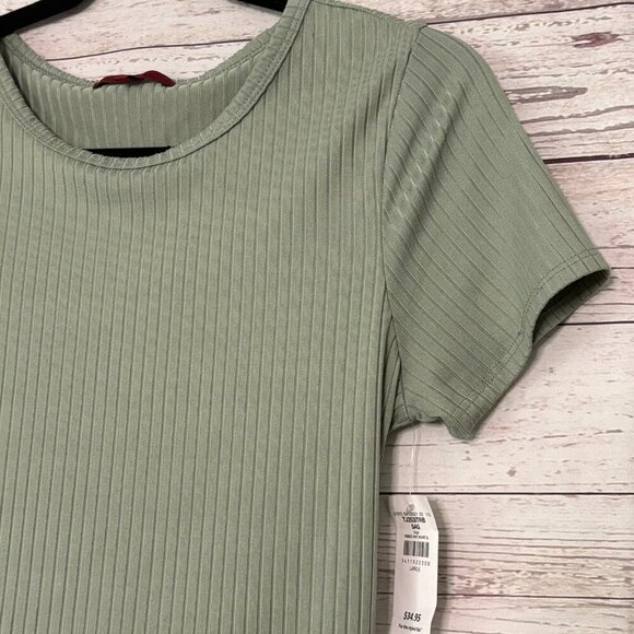 NWT Red by BKE Sage Open Back Top Large - Picture 3 of 5